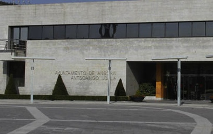 El Ayuntamiento de Antsoain ha cerrado el ejercicio de 2016 con un superávit de 676.000 euros..