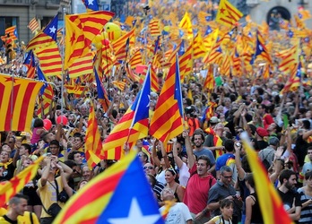 Esteladas durante la manifestación independentista del pasado 11 de setiembre en Barcelona. (Lluis GENE/AFP PHOTO)