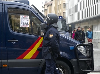 Insultar a la Policía será sancionado con hasta 30.000 euros. (Idoia ZABALETA/ARGAZKI PRESS)