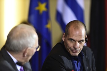 Schaeuble y Varoufakis han comparecido juntos tras su primer encuentro en Berlín. (Odd ANDERSEN/AFP PHOTO)