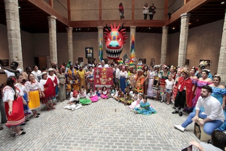 El vídeo recoge la Kalejira cultural del pasado 14 de julio. (AYUNTAMIENTO DE IRUÑEA)