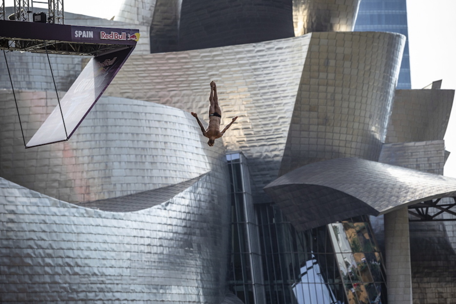 Guggenheim museoak atrezzo bikaina eskaini die. (Aritz LOIOLA | FOKU)