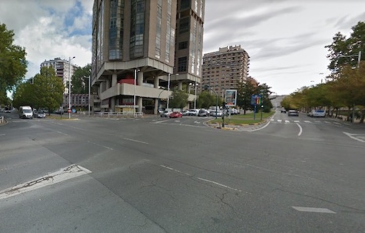 El Ayuntamiento de Iruñea se plantea construir una rotonda en el cruce de las avenidas de Pío XII y del Ejército.