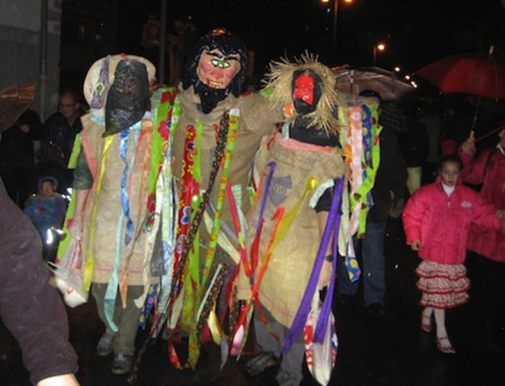 Tartalo, uno de los personajes del carnaval de Zizur Nagusia. (A. VAZQUEZ)